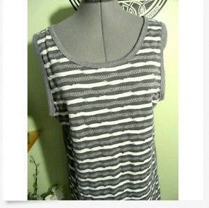 KARL JEANS Eyelet Tank Top L Gray White scoop neck Sleeveless T-shirt